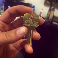 Shine Key Locksmith - Photo 3 - Car repair in , Orlando