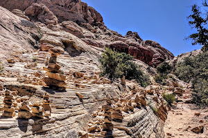 Calico Tanks Trail