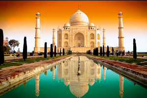 Tourist Guide Agra India image