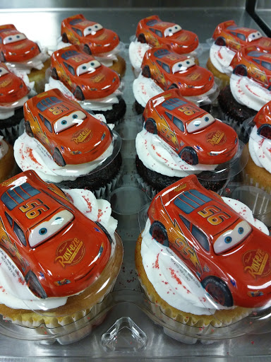 Grocery Store «Foodtown of Bainbridge», reviews and photos, 283 E 204th St, Bronx, NY 10467, USA