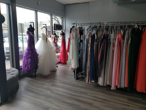 Bridal Shop «Spring Lake Bridal», reviews and photos, 616 E Savidge St B, Spring Lake, MI 49456, USA