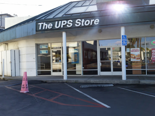 Shipping and Mailing Service «The UPS Store», reviews and photos, 2633 Lincoln Blvd, Santa Monica, CA 90405, USA