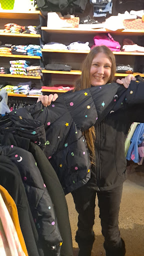 Clothing Store «Zumiez», reviews and photos, 30001 White Bear Ave #2012, Maplewood, MN 55109, USA