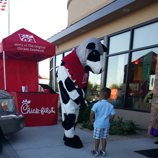 Restaurant «Chick-fil-A Thunderbird», reviews and photos, 5908 W Thunderbird Rd, Glendale, AZ 85306, USA