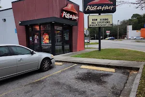 Pizza Hut image