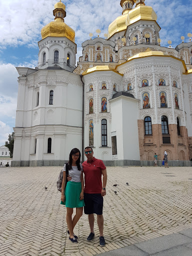 UkraineToGo - private tour guide in Kiev
