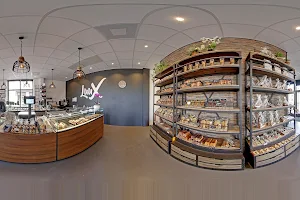 Patisserie chocolaterie glacerie luux image