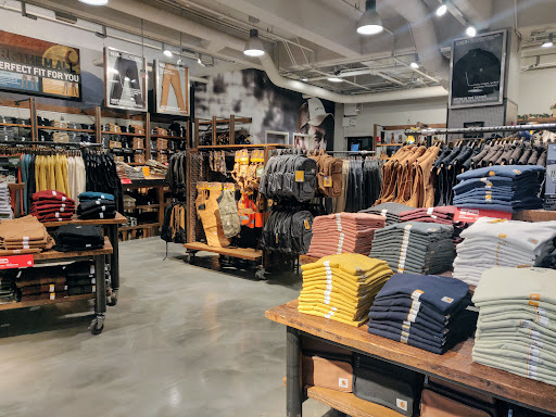 Clothing Store «Carhartt», reviews and photos, 5800 Cass Ave, Detroit, MI 48202, USA