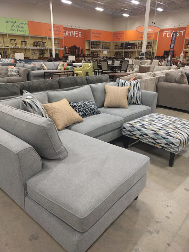 Furniture Store «Weekends Only Furniture & Mattress», reviews and photos, 14205 Manchester Rd, Manchester, MO 63011, USA
