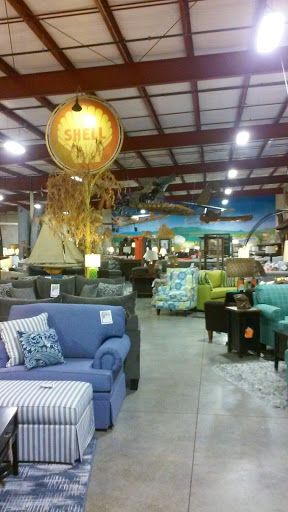 Furniture Store «Hometown Furniture Center», reviews and photos, 2665 S Santiam Hwy, Lebanon, OR 97355, USA