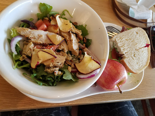 Shopping Mall «Whitemarsh Shopping Center», reviews and photos, Butler Pike, Conshohocken, PA 19428, USA