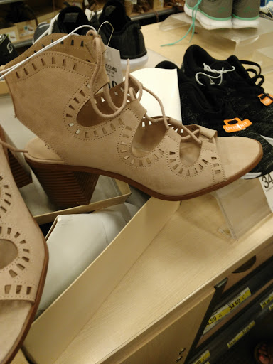 Department Store «Target», reviews and photos, 3900 Sisk Rd, Modesto, CA 95356, USA