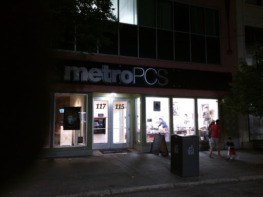 Cell Phone Store «MetroPCS Corporate Store», reviews and photos, 117 Merrimack St, Lowell, MA 01852, USA