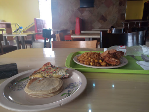 Crunchies, GRA Phase I, Asaba, Nigeria, Fast Food Restaurant, state Imo