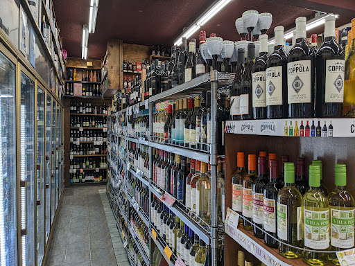 Liquor Store «Main Street Party Store», reviews and photos, 201 N Main St, Ann Arbor, MI 48104, USA