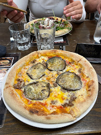 Plats et boissons du Pizzeria Fuoco Pizzas Grenoble - L'Aigle - n°3