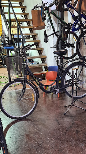 Opiniones de El Honesto Jack en Las Condes - Tienda de bicicletas