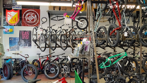 Bicycle Store «Gresham Bicycle Center», reviews and photos, 567 NE 8th St, Gresham, OR 97030, USA