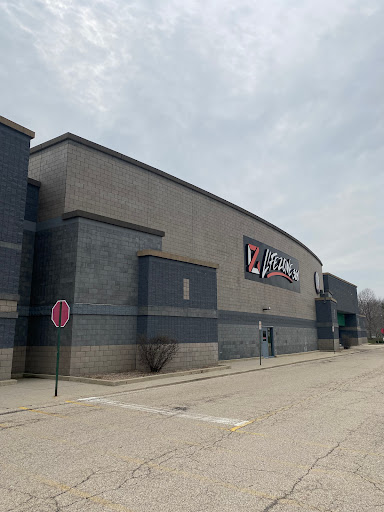 Gym «Lifezone 360 Sports Complex», reviews and photos, 999 W Main St, West Dundee, IL 60118, USA