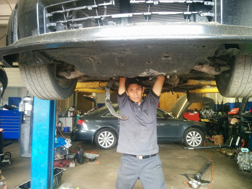 Auto Repair Shop «Tryon Auto Repair», reviews and photos, 5701 Orr Rd, Charlotte, NC 28213, USA