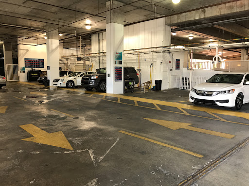 Derby Hand Car Wash & Detailing en Hallandale Beach