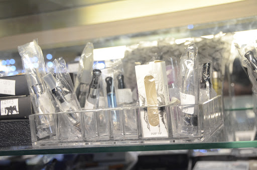 Tobacco Shop «Tobacco & Smoke Shop», reviews and photos, 91 Sugar Ln, Sugar Grove, IL 60554, USA