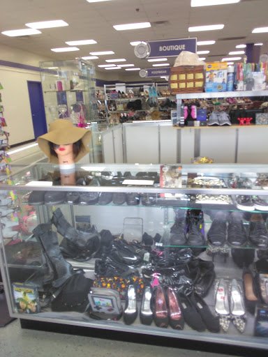 Thrift Store «Goodwill Thrift Store», reviews and photos, 11160 Beach Blvd, Jacksonville, FL 32246, USA