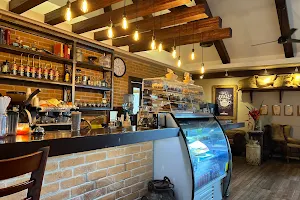 Molino Coffee Shop image