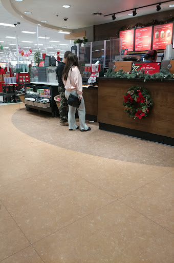 Shopping Mall «Manahawkin Village Shopping Center», reviews and photos, 733 NJ-72, Manahawkin, NJ 08050, USA