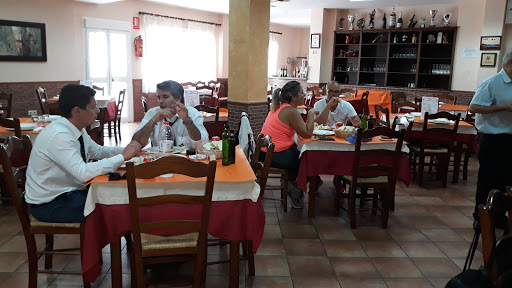 Restaurante Juan Vera - C. Andrade Navarrete, 9, 29550 Ardales, Málaga