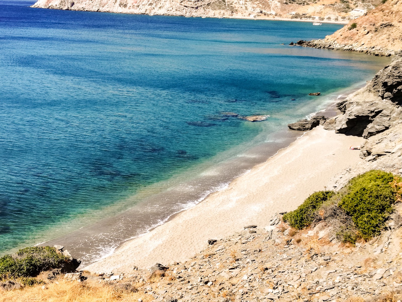Psaravolada beach'in fotoğrafı geniş ile birlikte