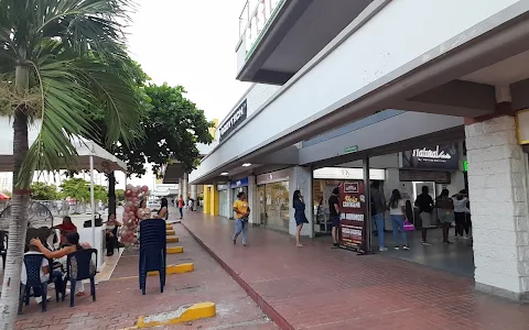 Centro comercial Los Ejecutivos image