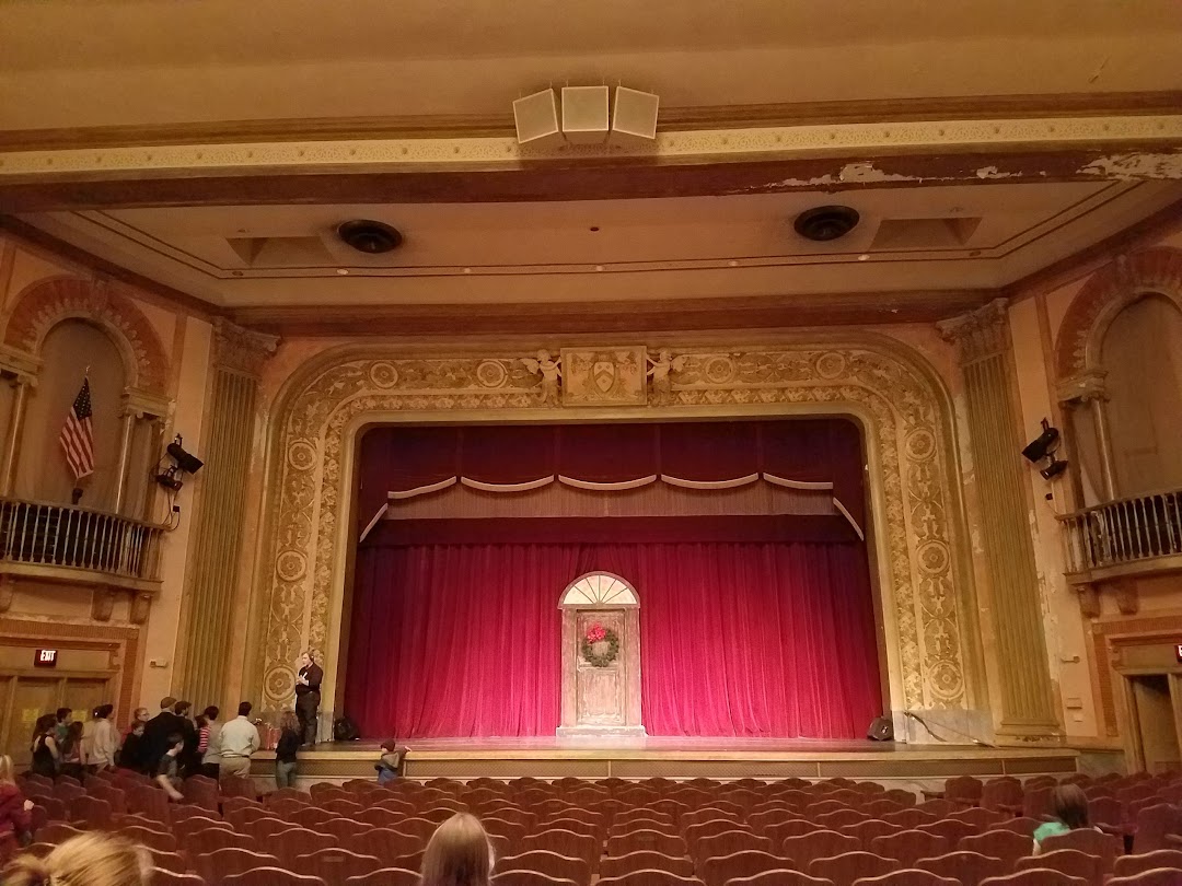 Saenger Theater