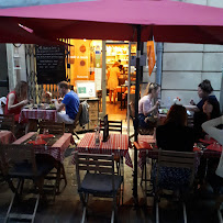 Atmosphère du Restaurant Le Coude à Coude à Avignon - n°8