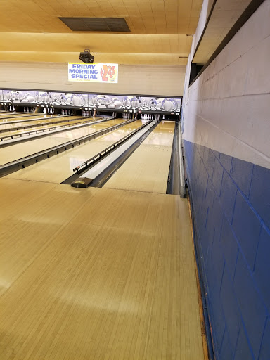 Bowling Alley «Lawn Lanes», reviews and photos, 6750 S Pulaski Rd, Chicago, IL 60629, USA