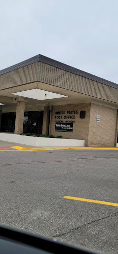 Post Office «United States Postal Service», reviews and photos, 3800 Greenfield Rd, Dearborn, MI 48120, USA