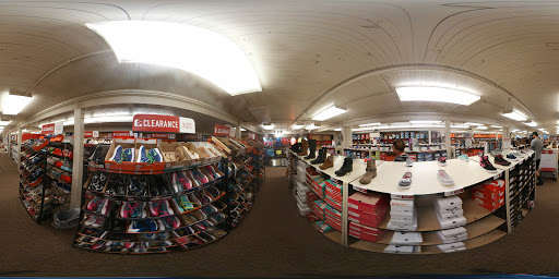 Shoe Store «Famous Footwear Outlet», reviews and photos, 125 Ocean View Blvd, Pacific Grove, CA 93950, USA