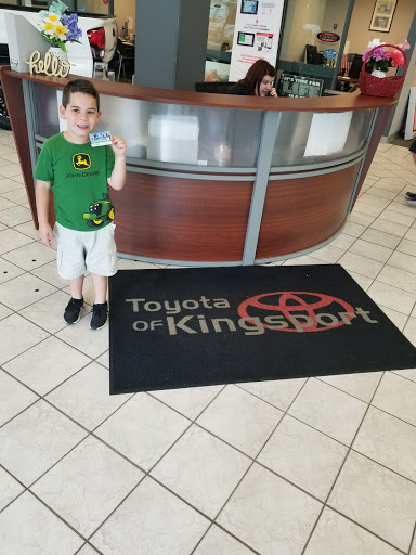 Toyota Dealer «Toyota of Kingsport», reviews and photos, 2525 E Stone Dr, Kingsport, TN 37660, USA