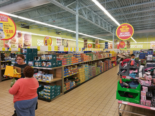 Supermarket «ALDI», reviews and photos, 12120 W Burleigh St, Wauwatosa, WI 53222, USA