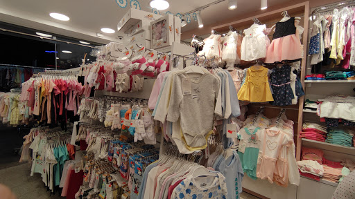 Stores to buy benetton children's clothing Jerusalem
