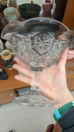 Thrift Store «Saint Francis Thrift Store», reviews and photos, 2824 Wilmington Pike, Dayton, OH 45419, USA