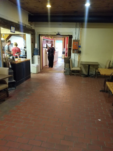 Ice Cream Shop «Milkhouse Ice Cream and Coffee Cafe», reviews and photos, 4189 Keewahdin Rd, Fort Gratiot Twp, MI 48059, USA