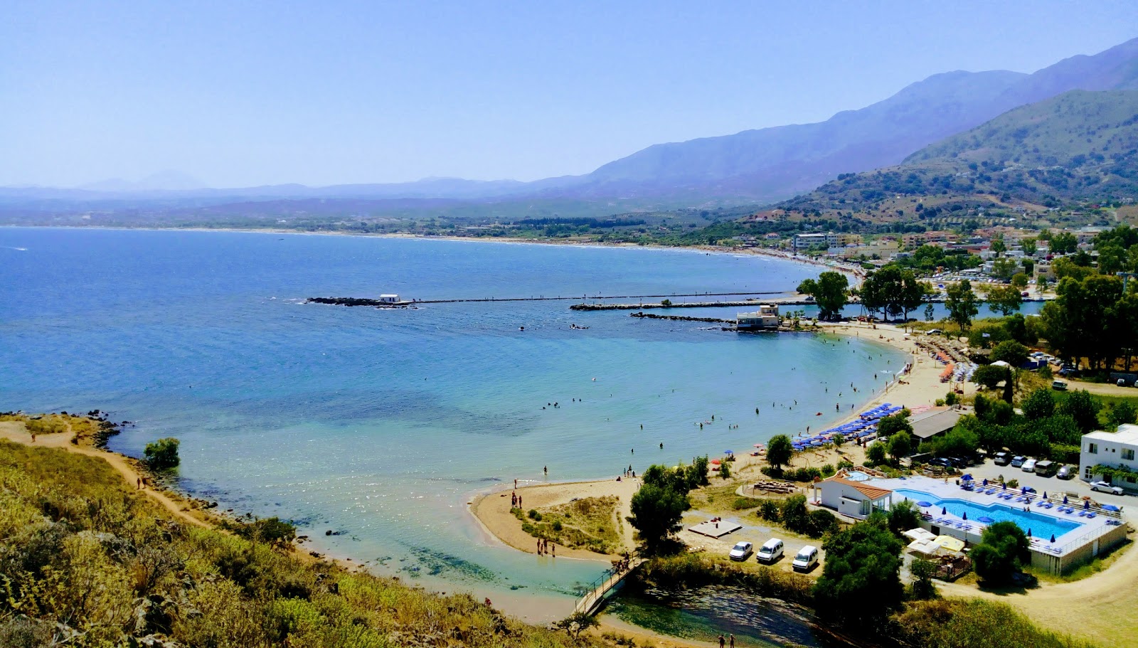Photo of Kalyvaki beach with turquoise pure water surface