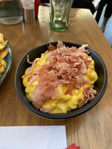 Comentarii opinii despre Μπαρ Μπεε Κιου - Χαλάνδρι