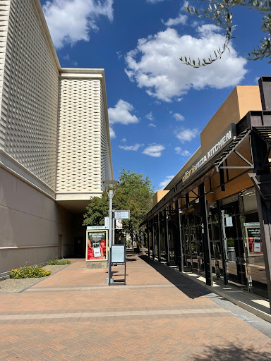 Shopping Mall «Biltmore Fashion Park», reviews and photos, 2502 E Camelback Rd, Phoenix, AZ 85016, USA
