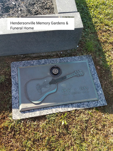 Funeral Home «Hendersonville Memory Gardens & Funeral Home», reviews and photos, 353 E Main St, Hendersonville, TN 37075, USA