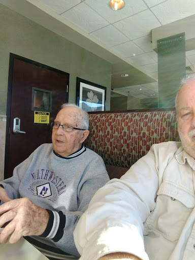 Shopping Mall «Rolling Meadows Shopping Center», reviews and photos, 3068 Kirchoff Rd, Rolling Meadows, IL 60008, USA