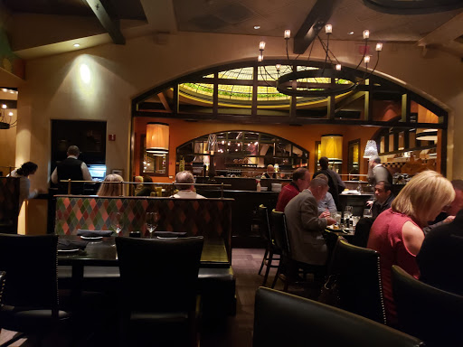 Shopping Mall «Town Center Plaza», reviews and photos, 5000 W 119th St, Leawood, KS 66209, USA