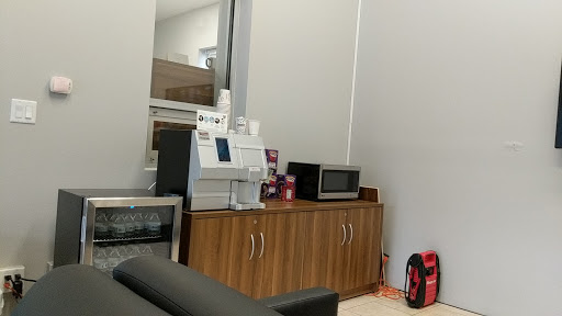 Used Car Dealer «Car Factory Direct», reviews and photos, 770 Bridgeport Ave, Milford, CT 06460, USA