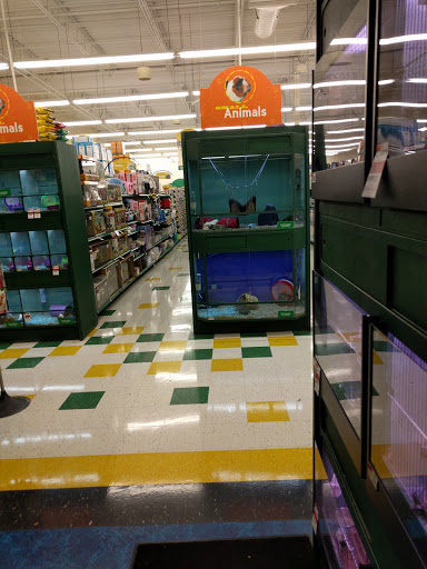 Pet Supply Store «Pet Supplies Plus», reviews and photos, 8170 E Broad St, Reynoldsburg, OH 43068, USA